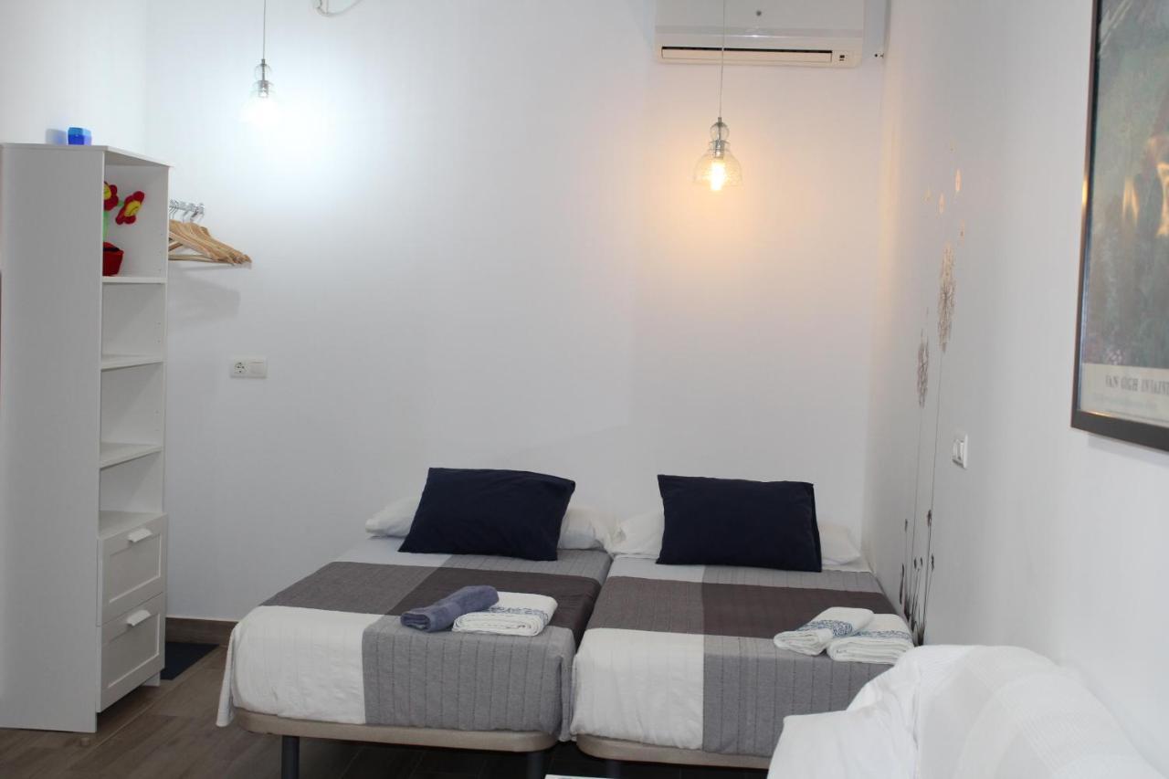 El Rincon De Patro Apartment Seville Luaran gambar