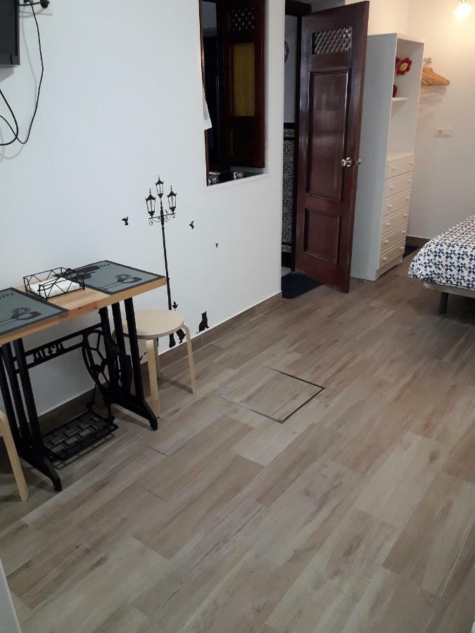 El Rincon De Patro Apartment Seville Luaran gambar